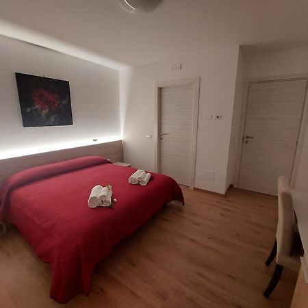 Locanda Rossa Romans di Varmo Quarto foto